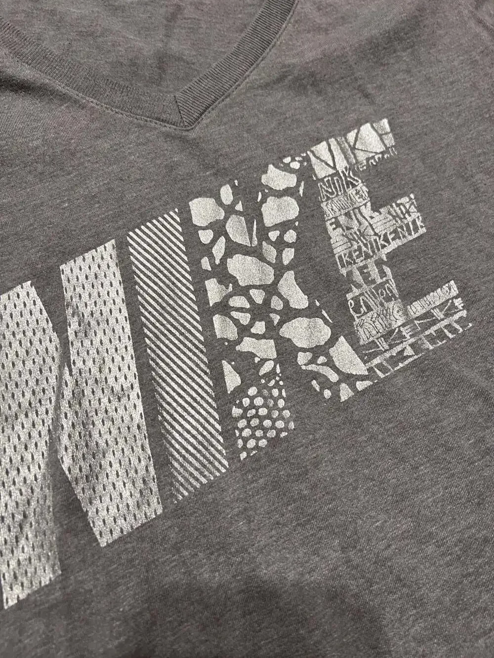 Nike tee gray